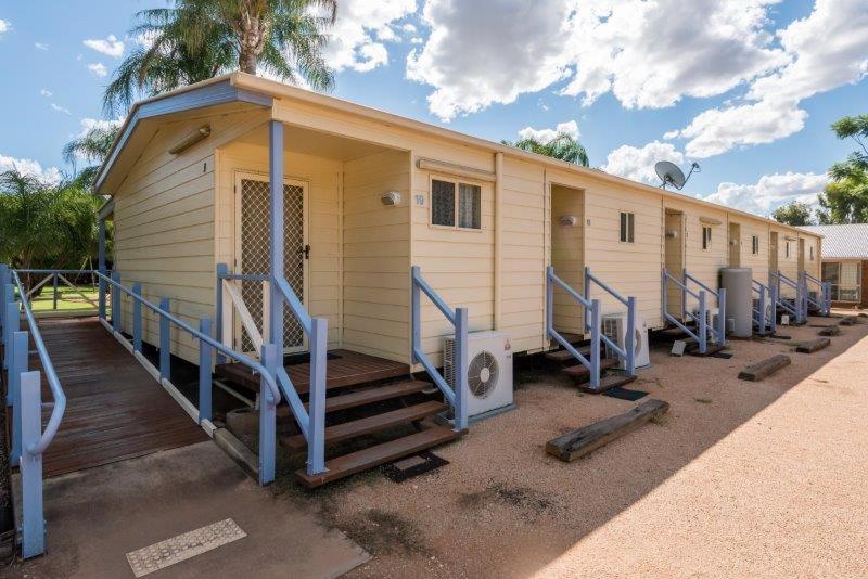 Tambo Mill Motel & Caravan Park Екстер'єр фото
